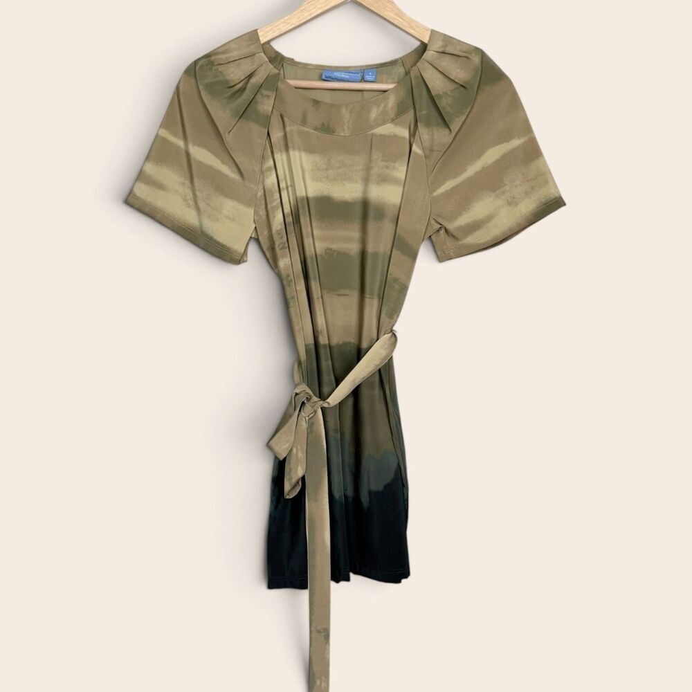 Simply Vera Vera Wang Blouse Size 4 Green Ombre Tie Waist Artsy Pleated Top